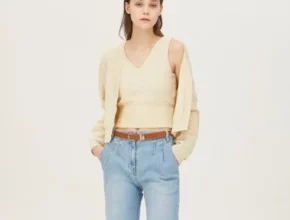 요즘 핫한 시슬리 24SS 컬러라이닝 가디건  로고포인트 니트탑 세트 최고 인기 제품